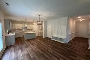 475 Crichton Ct, Fayetteville, NC 28311 - Photo 3