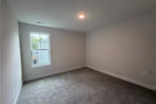 475 Crichton Ct, Fayetteville, NC 28311 - Photo 11