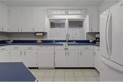 512 Longview Drive, Fayetteville, NC 28311 - Photo 11