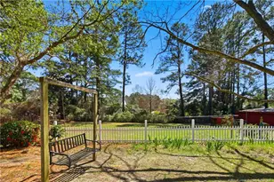 512 Longview Dr, Fayetteville, NC 28311 - Photo 41