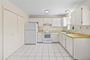 981 Odom Dr, Fayetteville, NC 28304 - Photo 9