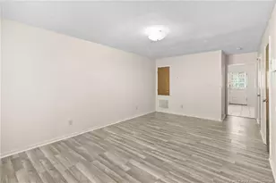 981 Odom Dr, Fayetteville, NC 28304 - Photo 5