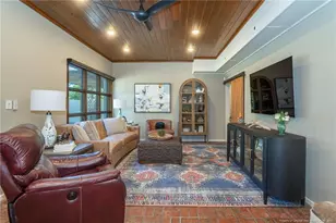 2210 Winterlochen Rd, Fayetteville, NC 28305 - Photo 9