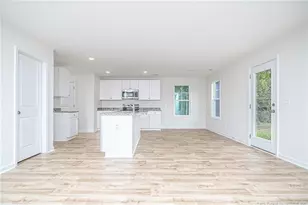 5851 Panther Dr, Hope Mills, NC 28348 - Photo 7