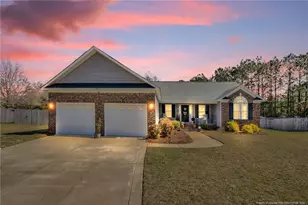 1705 Secretariat Pl, Hope Mills, NC 28348 - Photo 1