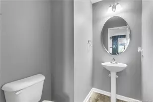 5334 Woodpecker Dr, Hope Mills, NC 28348 - Photo 11