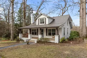 992 S McNeill St, Carthage, NC 28327 - Photo 3