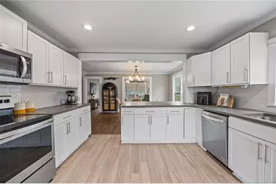 992 S McNeill Street, Carthage, NC 28327 - Photo 17