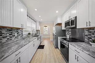 315 Bryan St, Fayetteville, NC 28305 - Photo 9