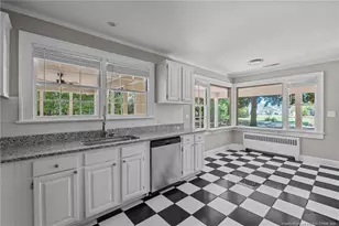 521 S Main St, Broadway, NC 27505 - Photo 29