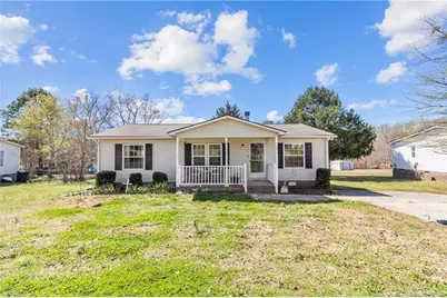 1371 Heritage Way, Cameron, NC 28326 - Photo 1