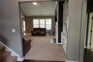 323 Nottingley Dr, Hope Mills, NC 28348 - Photo 3