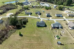 127 Sherrill Farm Dr, Benson, NC 27504 - Photo 31