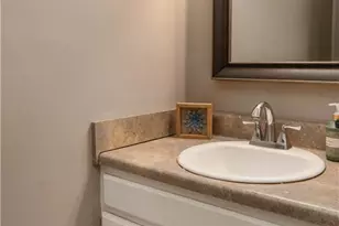 864 Hilton Dr, Fayetteville, NC 28311 - Photo 15