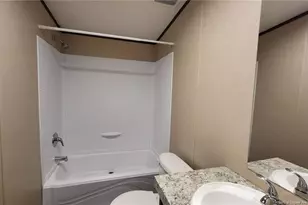 4158 Meadow Rd, Lumberton, NC 28358 - Photo 9