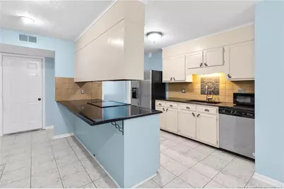 6933 Timbercroft Lane, Fayetteville, NC 28314 - Photo 9