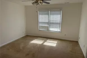 5708 Bear Creek Cir, Fayetteville, NC 28304 - Photo 13