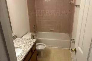 5708 Bear Creek Cir, Fayetteville, NC 28304 - Photo 19