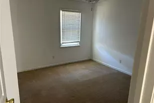 5708 Bear Creek Cir, Fayetteville, NC 28304 - Photo 17