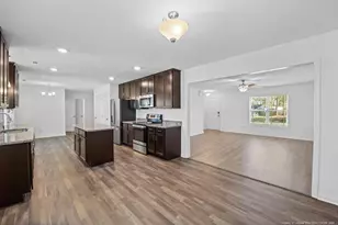 6915 Wickersham Rd, Fayetteville, NC 28314 - Photo 5