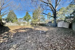 2532 McNeill Cir, Fayetteville, NC 28303 - Photo 19