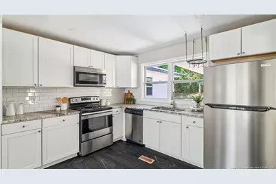 1002 Fleetwood Drive, Fayetteville, NC 28305 - Photo 5