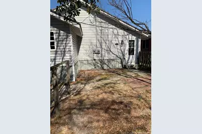 100 Spring Avenue #A, Spring Lake, NC 28390 - Photo 3