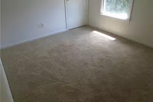 5595 Quietwood Pl, Fayetteville, NC 28304 - Photo 9