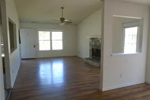 5595 Quietwood Pl, Fayetteville, NC 28304 - Photo 3