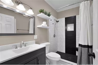 191 S Green Street, Parkton, NC 28371 - Photo 21