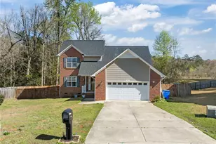304 Peterson Pl, Fayetteville, NC 28301 - Photo 3