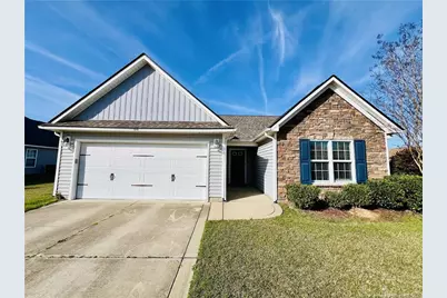 641 Hogart Street, Raeford, NC 28376 - Photo 1