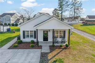 323 W Wooddall St, Benson, NC 27504 - Photo 1