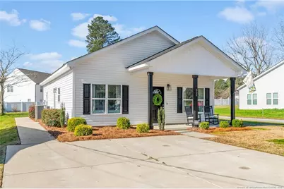 323 W Wooddall Street, Benson, NC 27504 - Photo 3