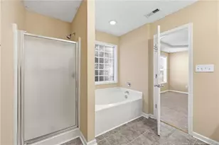 800 Bramblegate Rd, Hope Mills, NC 28348 - Photo 29