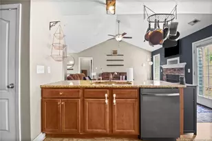 3365 N Fork Ln, Hope Mills, NC 28348 - Photo 13