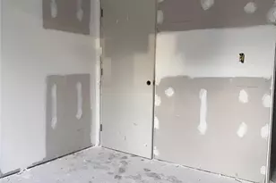 5008 Gavins St, Fayetteville, NC 28303 - Photo 5