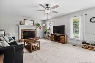 205 Violet Rd, Dunn, NC 28334 - Photo 3