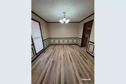 513 Roundtree Drive, Fayetteville, NC 28303 - Photo 3