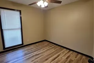 513 Roundtree Dr, Fayetteville, NC 28303 - Photo 7