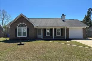 6413 Brookshire St, Fayetteville, NC 28314 - Photo 1