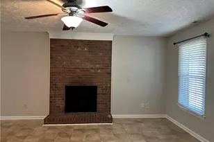 6413 Brookshire St, Fayetteville, NC 28314 - Photo 5