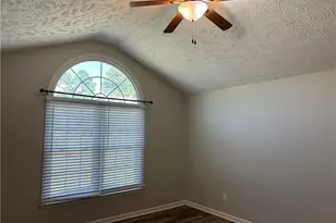 6413 Brookshire St, Fayetteville, NC 28314 - Photo 13