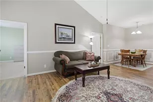 3129 Wisteria Ln, Fayetteville, NC 28314 - Photo 7