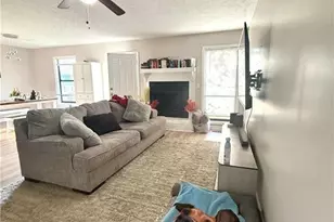 6873 Kizer Dr, Fayetteville, NC 28314 - Photo 5