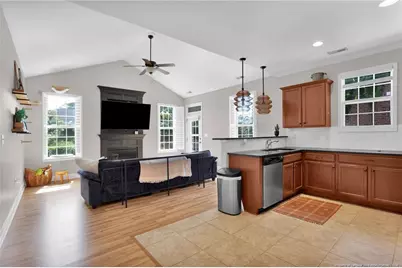 829 Falling Creek Lane, Fayetteville, NC 28304 - Photo 15