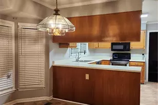 4016 Bankside Dr, Fayetteville, NC 28311 - Photo 7