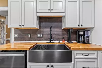 248 Shawcroft Road, Fayetteville, NC 28311 - Photo 13