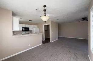 1010 Brookhollow Dr, Fayetteville, NC 28314 - Photo 9