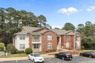 405 Meadowland Ct, Hope Mills, NC 28348 - Photo 3